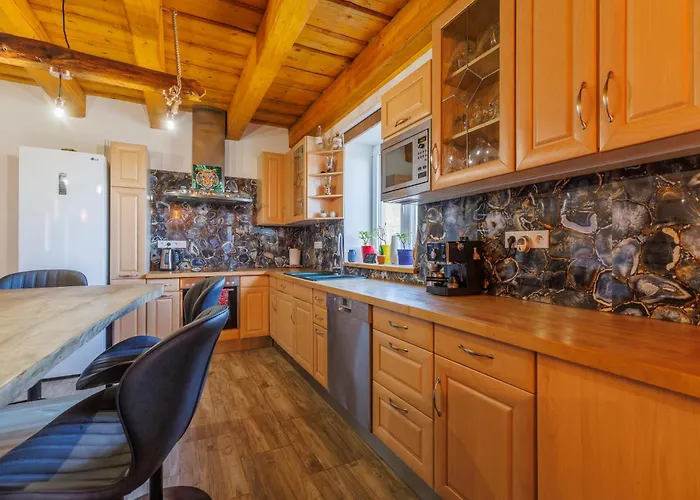 66 - Bukovka Lägenhet